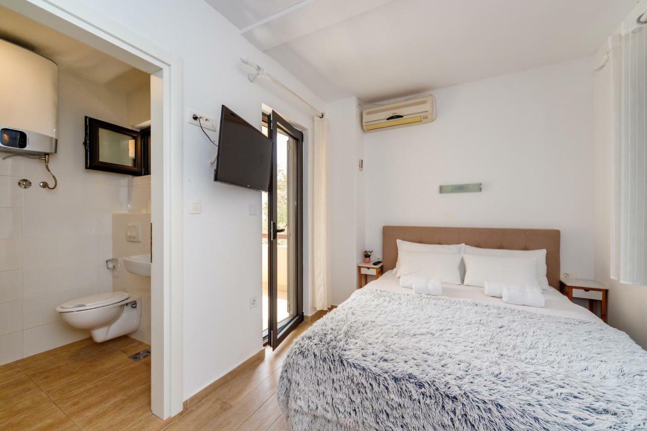 Gregovic Family Apartments Petrovac Exteriér fotografie